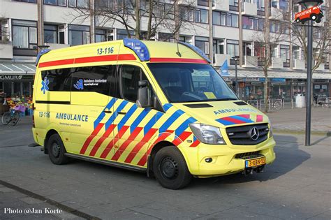 foto's van sprinter amsterdam|Foto Mercedes.